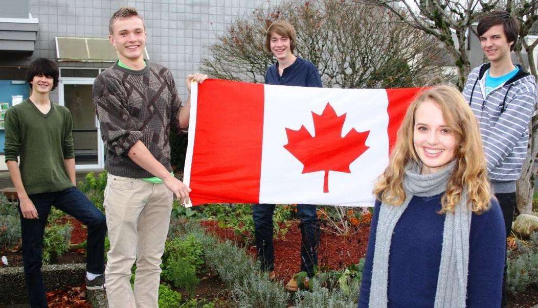 加拿大兄弟姐妹可以移民吗？新加拿大移民条件 